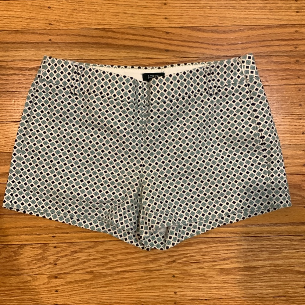 J crew city fit short blue geometric